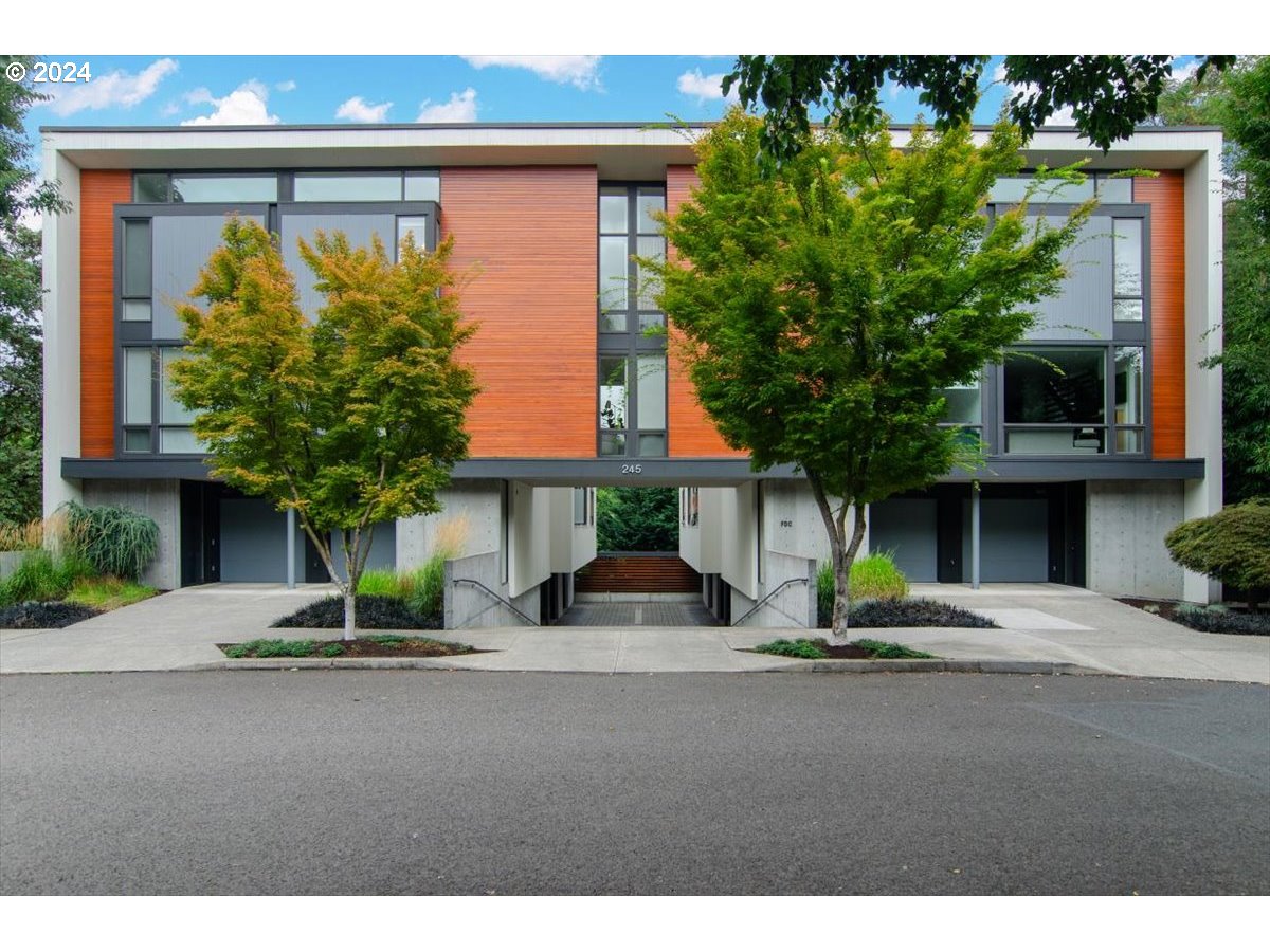 245 South Meade Street, Unit M2 Portland, OR 97201 - Photo 1 of 34 Gallery Image 1