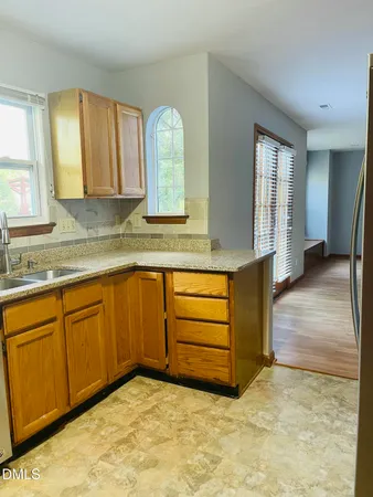 $2,650 | 104 Page Crossing, Chapel Hill, NC 27517