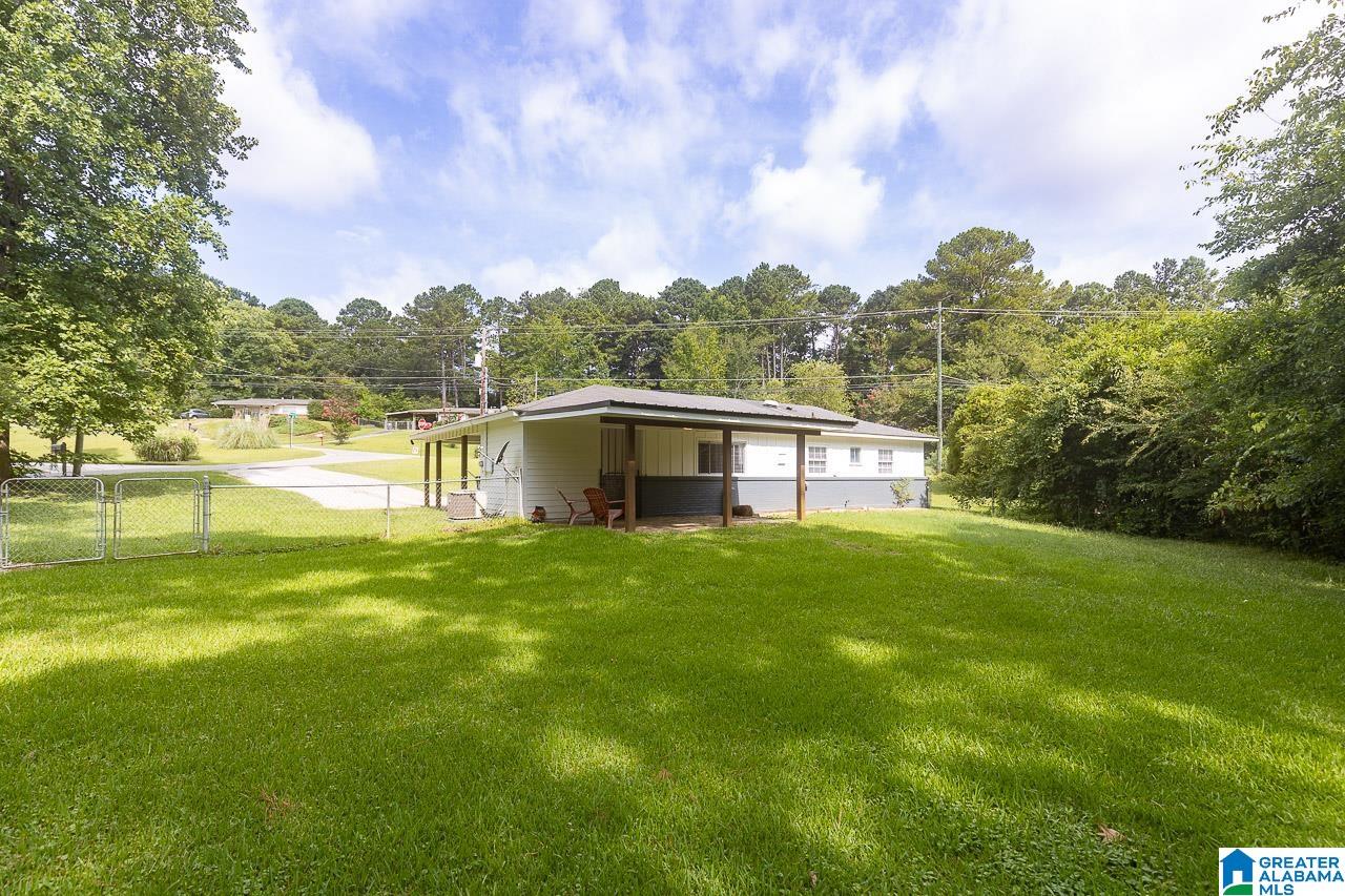 2201 Chapel Hill Road Birmingham, AL 35216 - Photo 3 of 25
