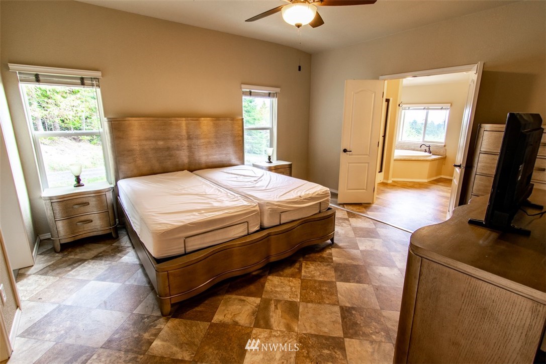 4665 Lost Mountain Road Sequim, WA 98382 - Photo 17 of 25 Gallery Image 17
