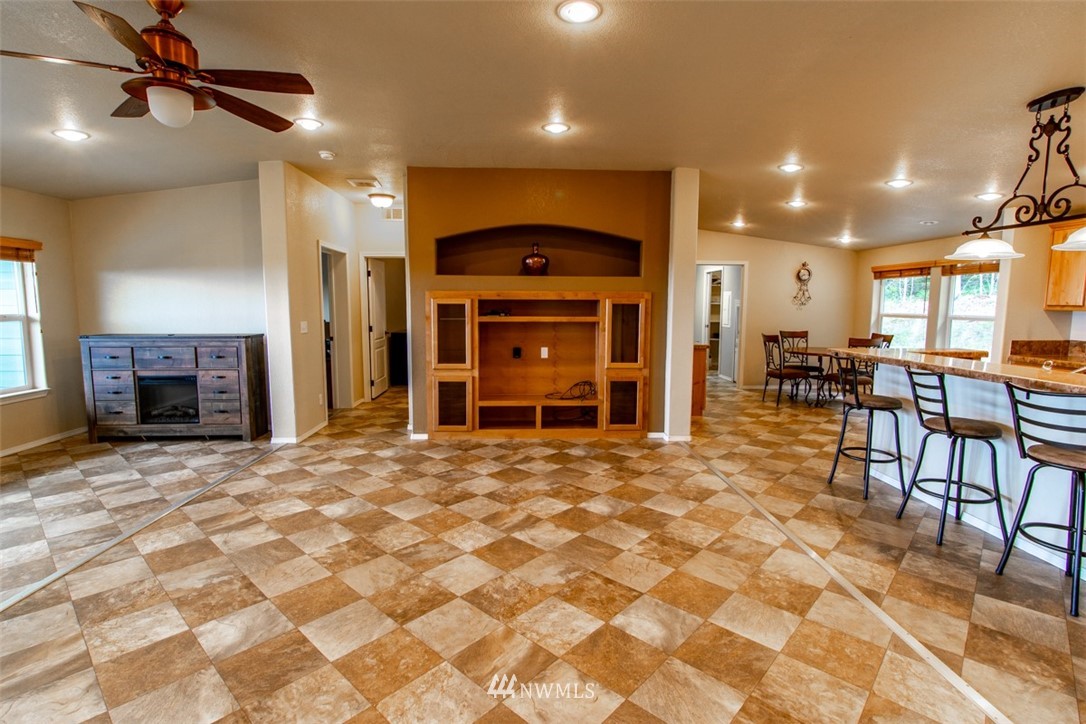 4665 Lost Mountain Road Sequim, WA 98382 - Photo 5 of 25 Gallery Image 5