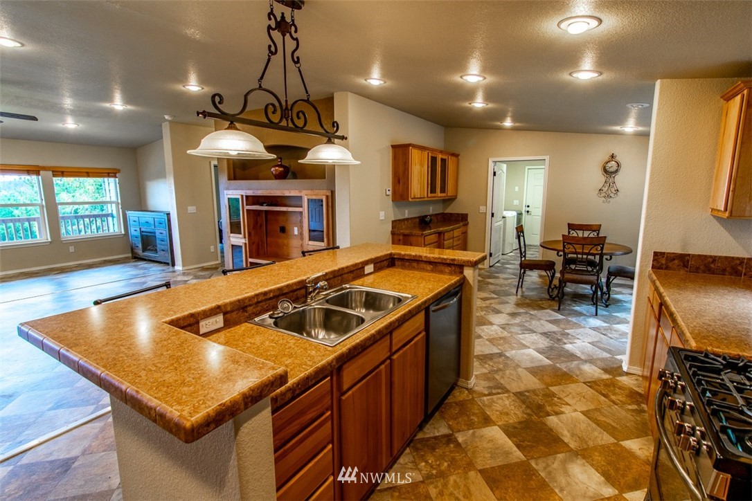 4665 Lost Mountain Road Sequim, WA 98382 - Photo 8 of 25 Gallery Image 8