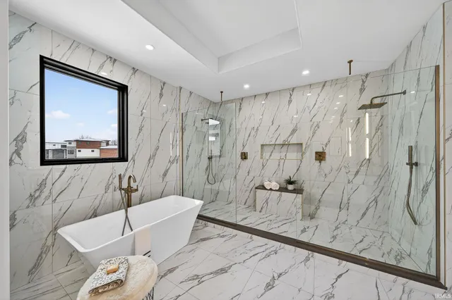 $1,890,000 | 14766 Saleem Court, Granger, IN 46530