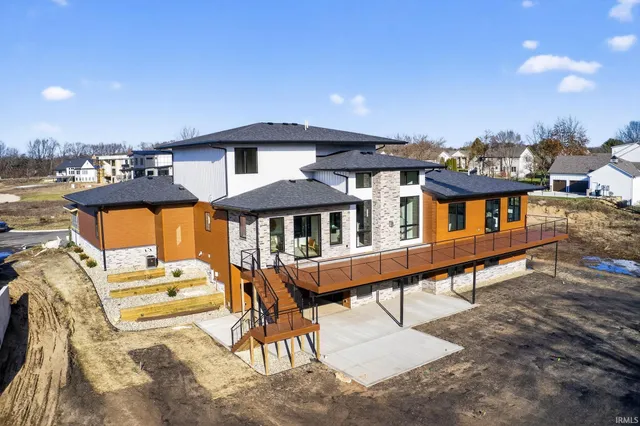 $1,890,000 | 14766 Saleem Court, Granger, IN 46530