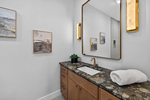 $1,890,000 | 14766 Saleem Court, Granger, IN 46530