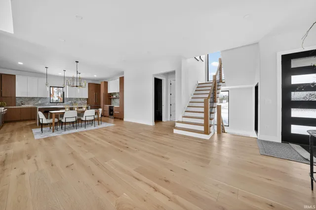 $1,890,000 | 14766 Saleem Court, Granger, IN 46530