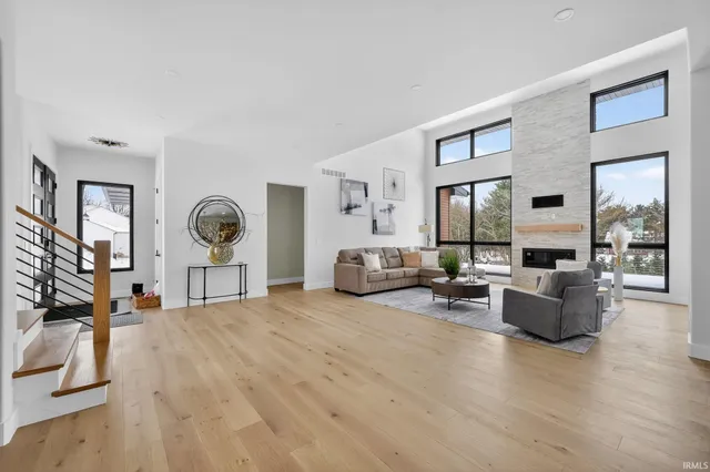 $1,890,000 | 14766 Saleem Court, Granger, IN 46530