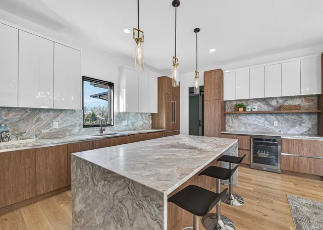 $1,890,000 | 14766 Saleem Court, Granger, IN 46530