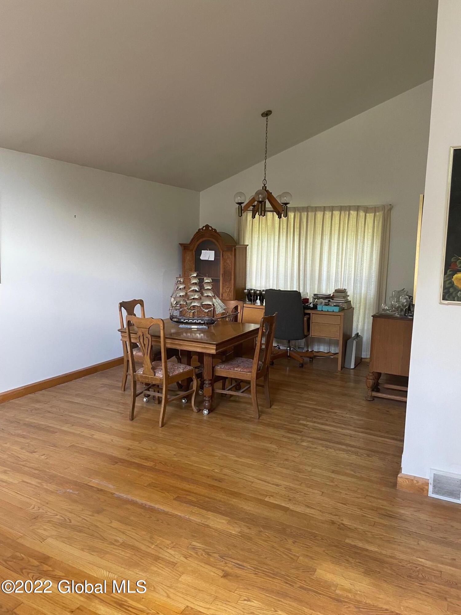 3 Chestnut Hill Road South Colonie, NY 12211 - Photo 21 of 32 IMG_0492