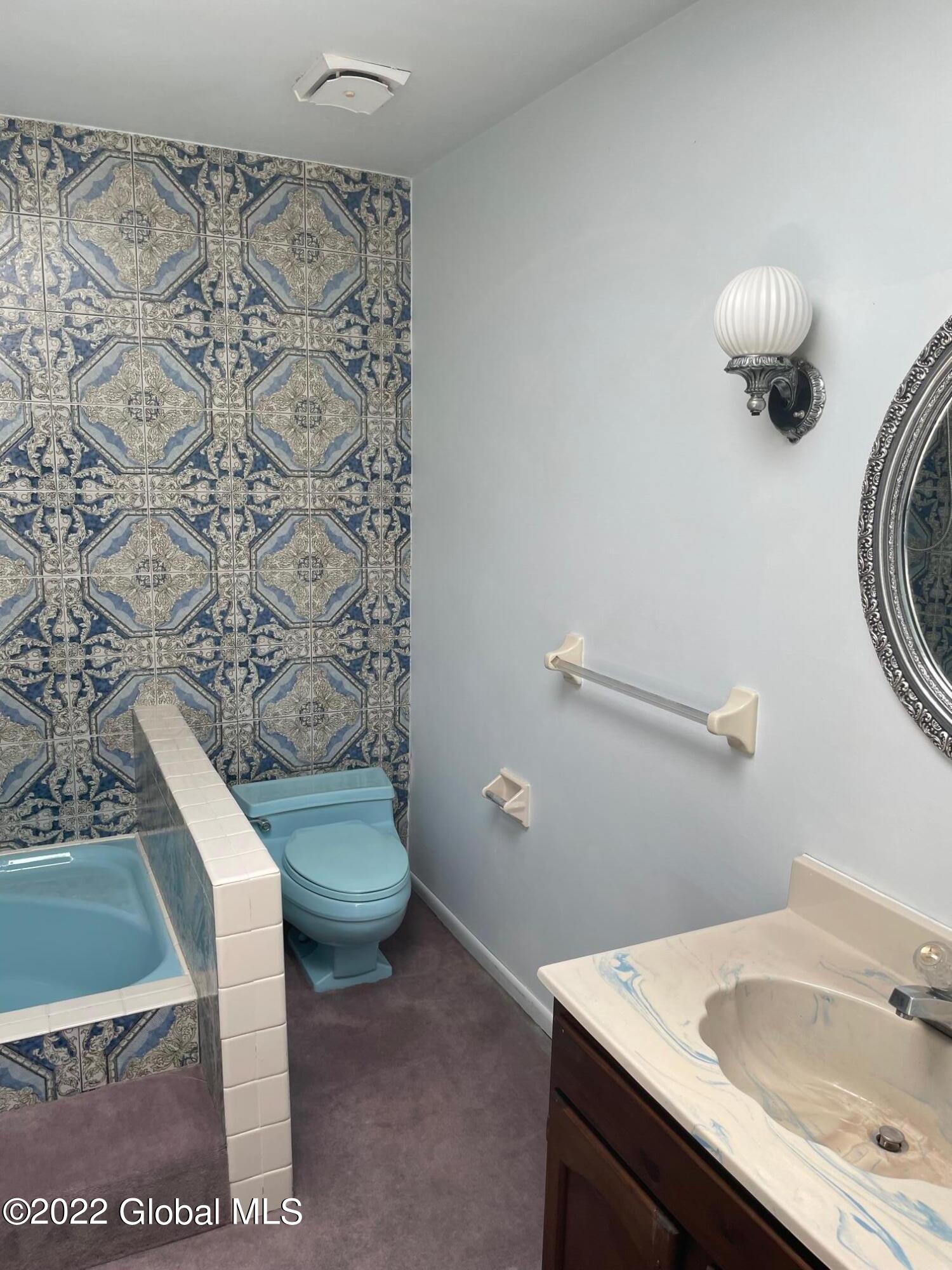 3 Chestnut Hill Road South Colonie, NY 12211 - Photo 28 of 32 IMG_0504