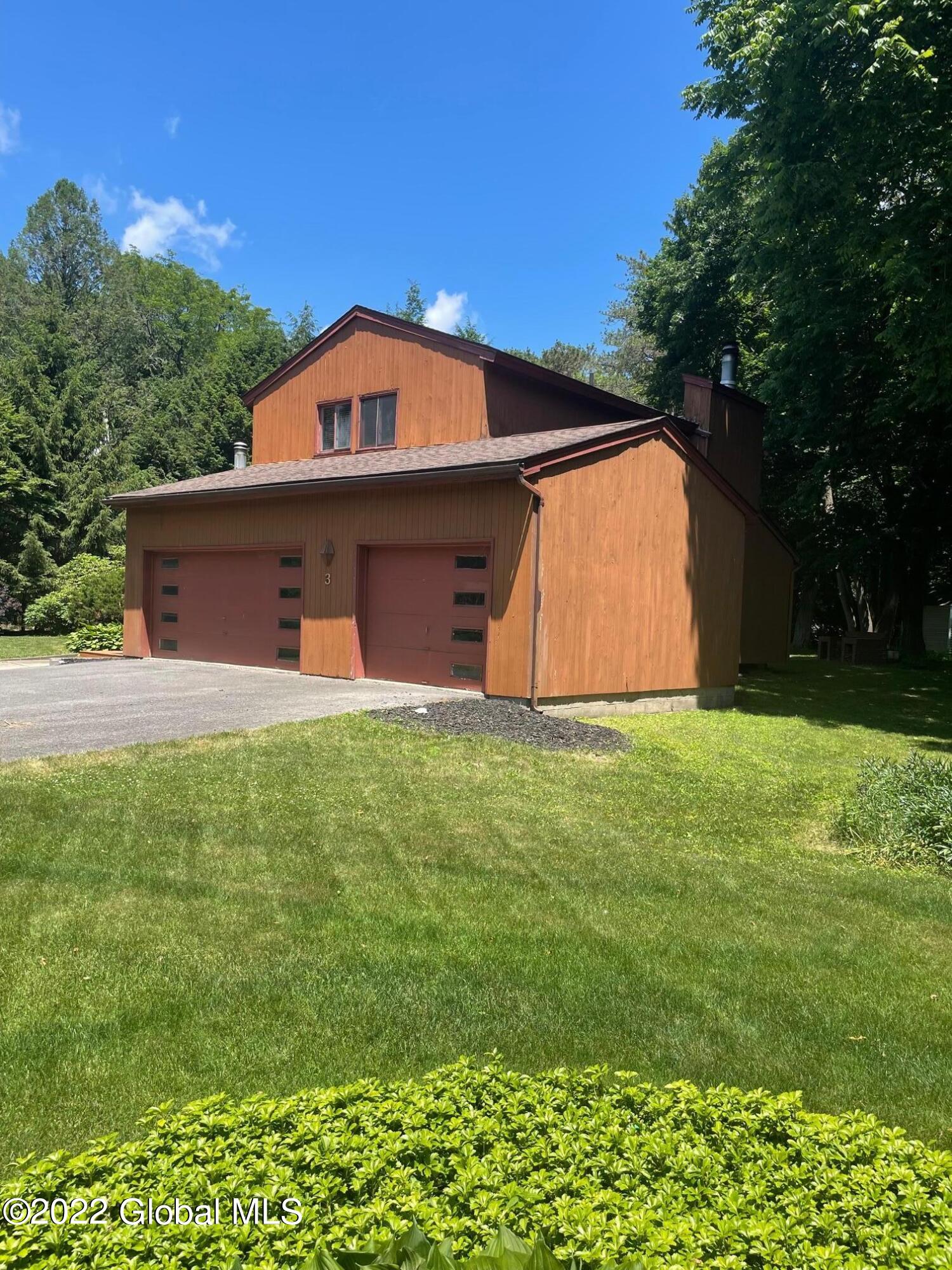 3 Chestnut Hill Road South Colonie, NY 12211 - Photo 3 of 32 IMG_0482