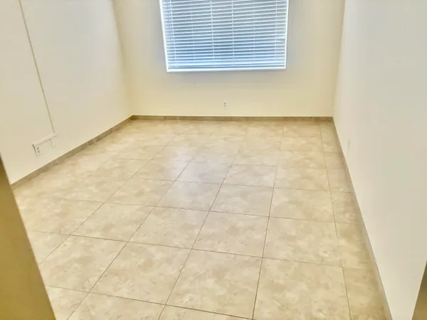 $1,500 | 200 Main Boulevard, Unit 2D, Boynton Beach, FL 33435