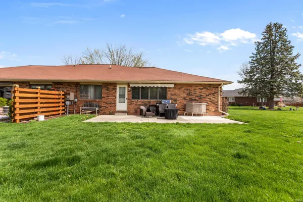 $250,000 | 2307 Executive Drive, Kokomo, IN 46902
