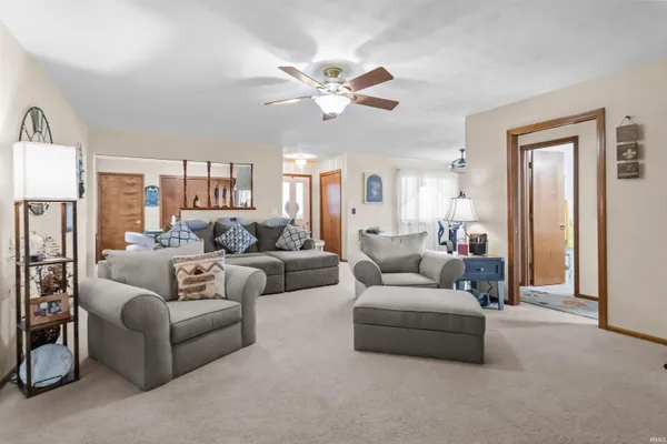 $250,000 | 2307 Executive Drive, Kokomo, IN 46902