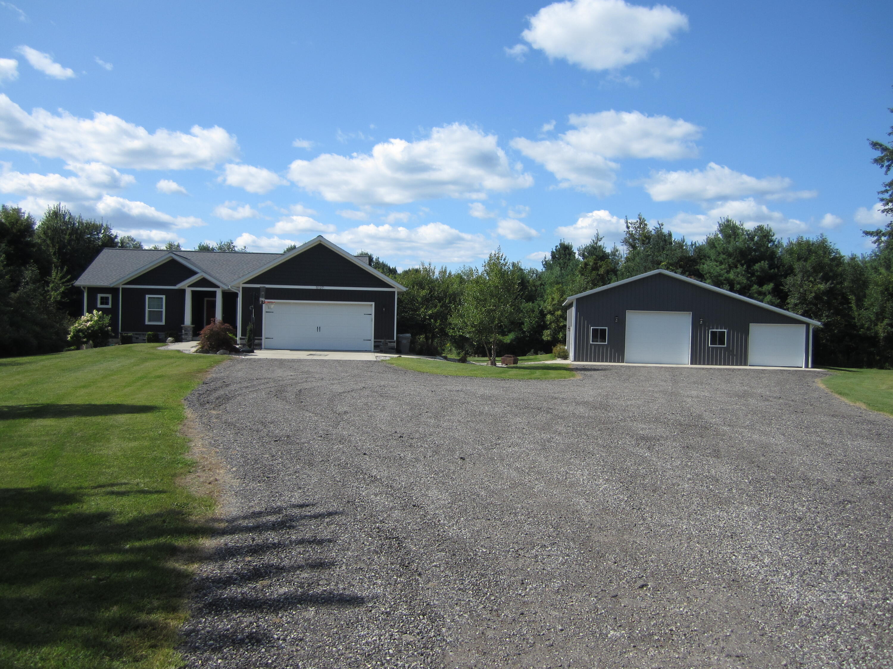 5127 Blackmer Road Ravenna, MI 49451 - Photo 1 of 53 IMG_5681