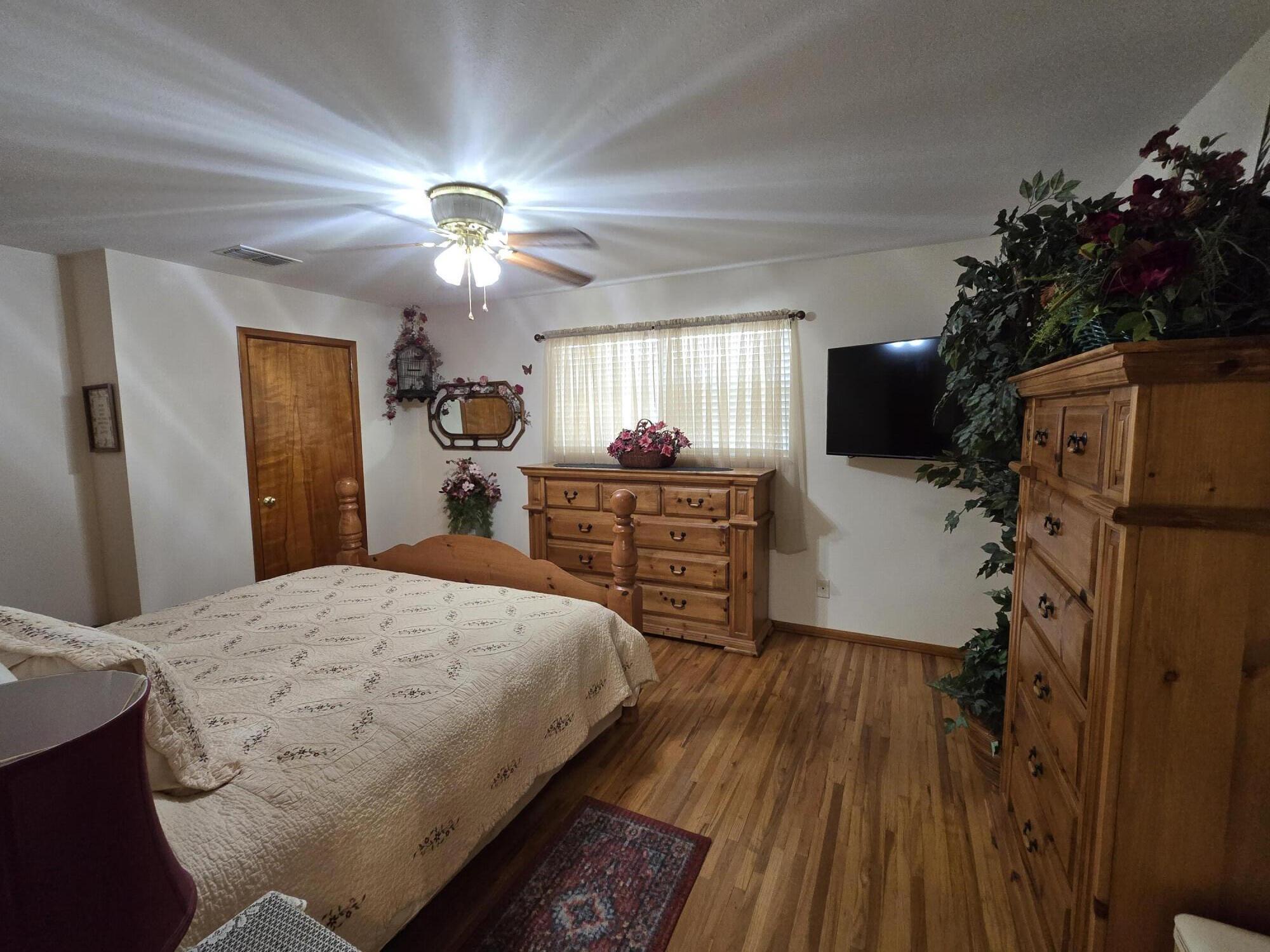 511 North 15th Street Lamesa, TX 79331 - Photo 12 of 39 20251007_105811