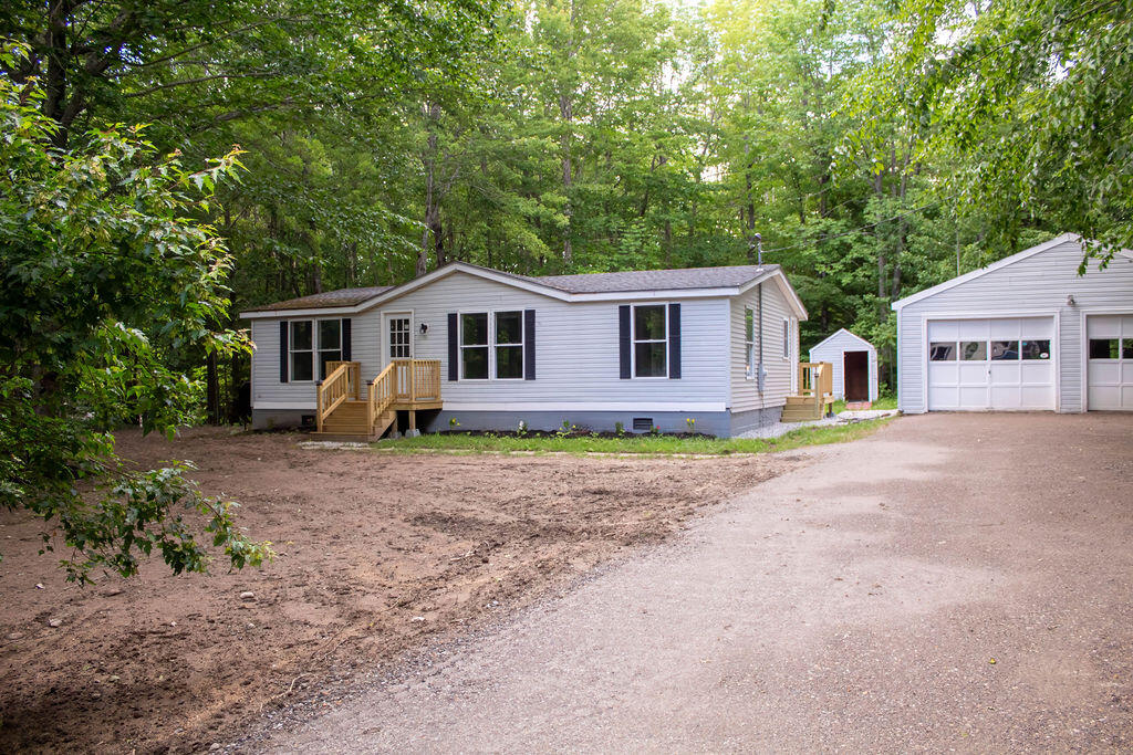 39 Beechnut Ridge Lane Bowdoinham, ME 04008 - Photo 2 of 23 IMG_2719-Edit
