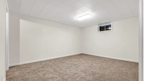 an empty room with a empty space