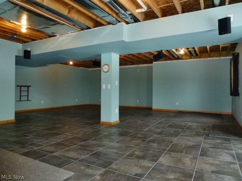 13591 Spring Street Burton, OH 44021 - Photo 20 of 25 Gallery Image 20