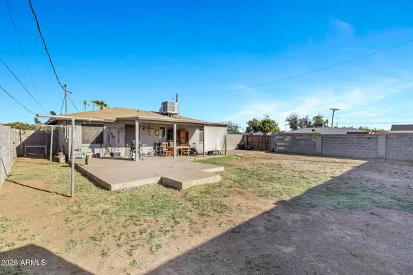 $295,000 | 2502 North 38th Lane, Phoenix, AZ 85009