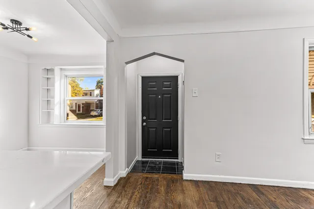 $135,000 | 19711 Mansfield Street, Detroit, MI 48235