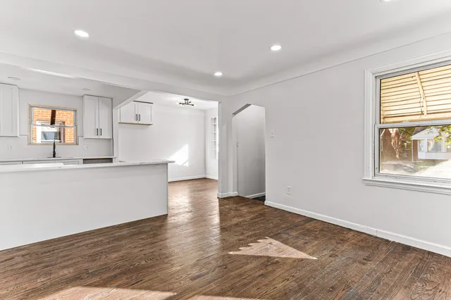 $135,000 | 19711 Mansfield Street, Detroit, MI 48235