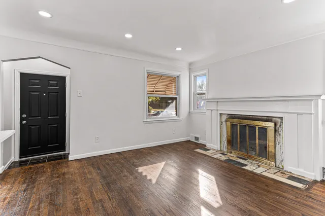 $135,000 | 19711 Mansfield Street, Detroit, MI 48235