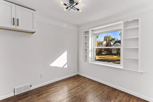 $135,000 | 19711 Mansfield Street, Detroit, MI 48235