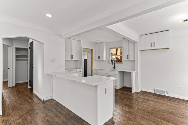 $135,000 | 19711 Mansfield Street, Detroit, MI 48235