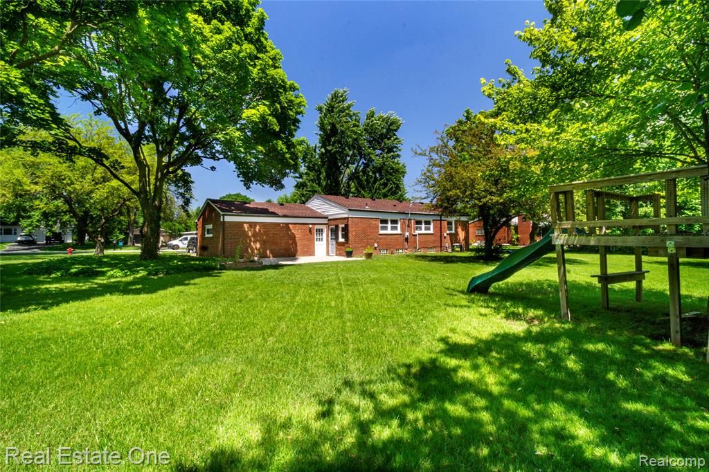 27875 Peppermill Road Farmington, MI 48331 - Photo 21 of 29