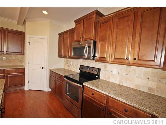 2146 Bluebell Way Tega Cay, SC 29708 - Photo 3 of 16