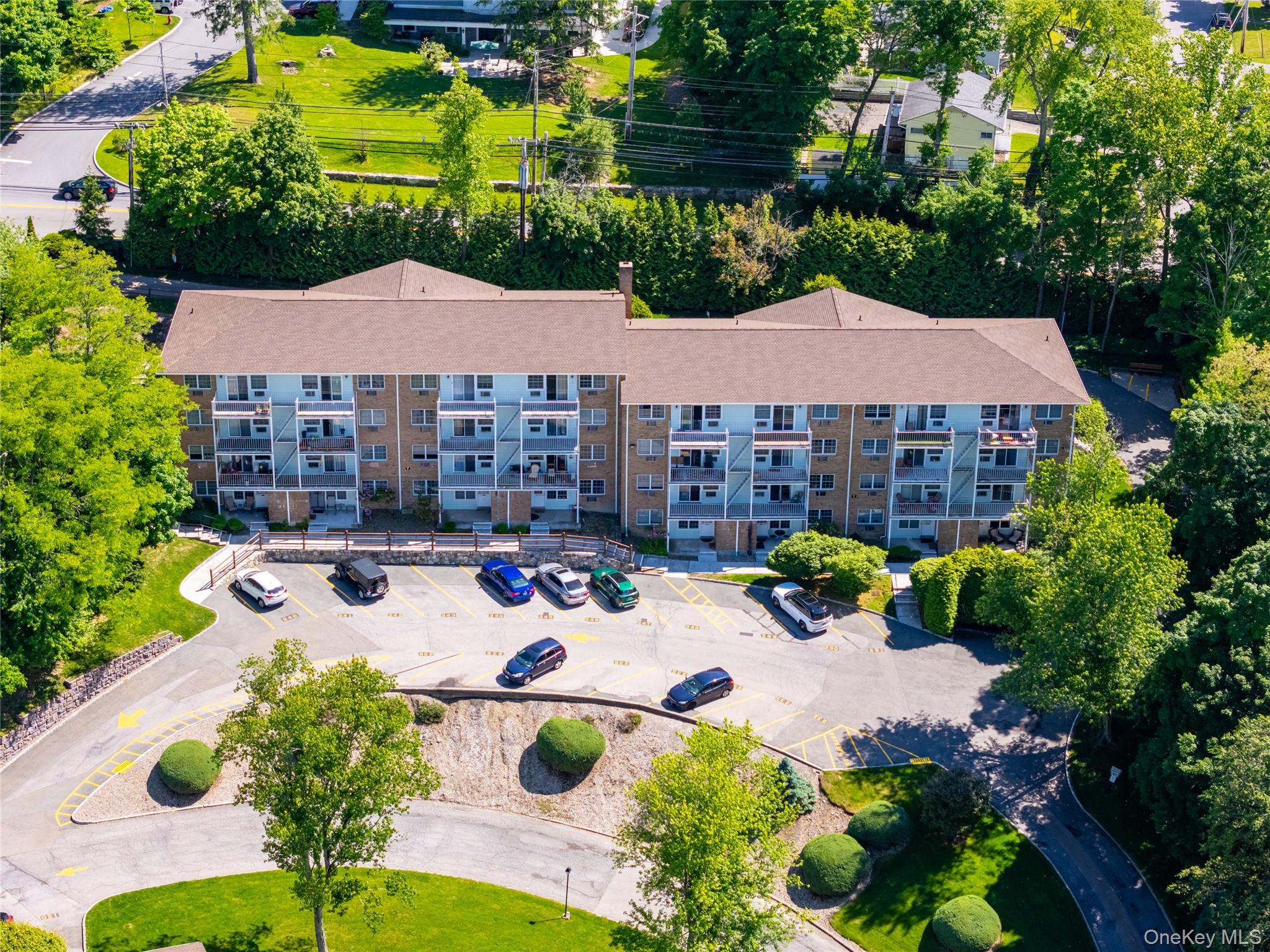 1840 Crompond Road, Unit 7A8 Peekskill, NY 10566 - Photo 3 of 25