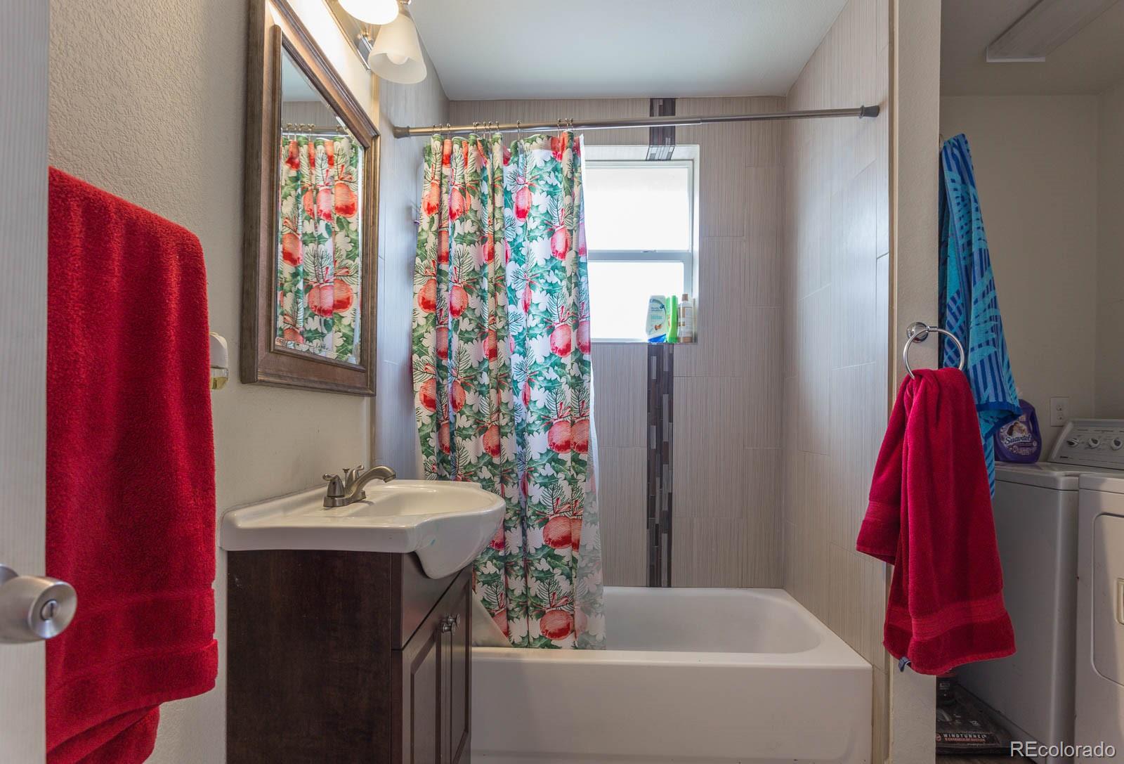1911 Chambers Road Aurora, CO 80011 - Photo 15 of 20 Gallery Image 15
