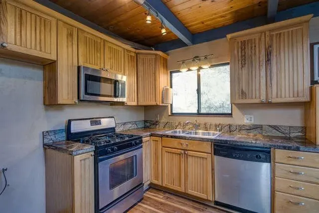 $365,000 | 5633 Silver Saddle Drive, Unit 2, Murphys, CA 95247