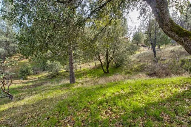 $365,000 | 5633 Silver Saddle Drive, Unit 2, Murphys, CA 95247