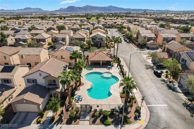 $395,000 | 5597 Grinding Rock Way, Las Vegas, NV 89122