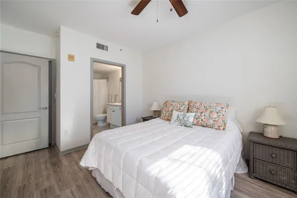 $1,650 | 5095 Fairways Circle, Unit I204, Vero Beach, FL 32967