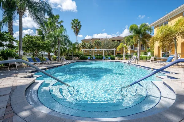 $1,650 | 5095 Fairways Circle, Unit I204, Vero Beach, FL 32967