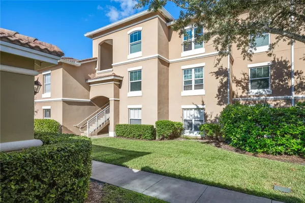 $1,650 | 5095 Fairways Circle, Unit I204, Vero Beach, FL 32967