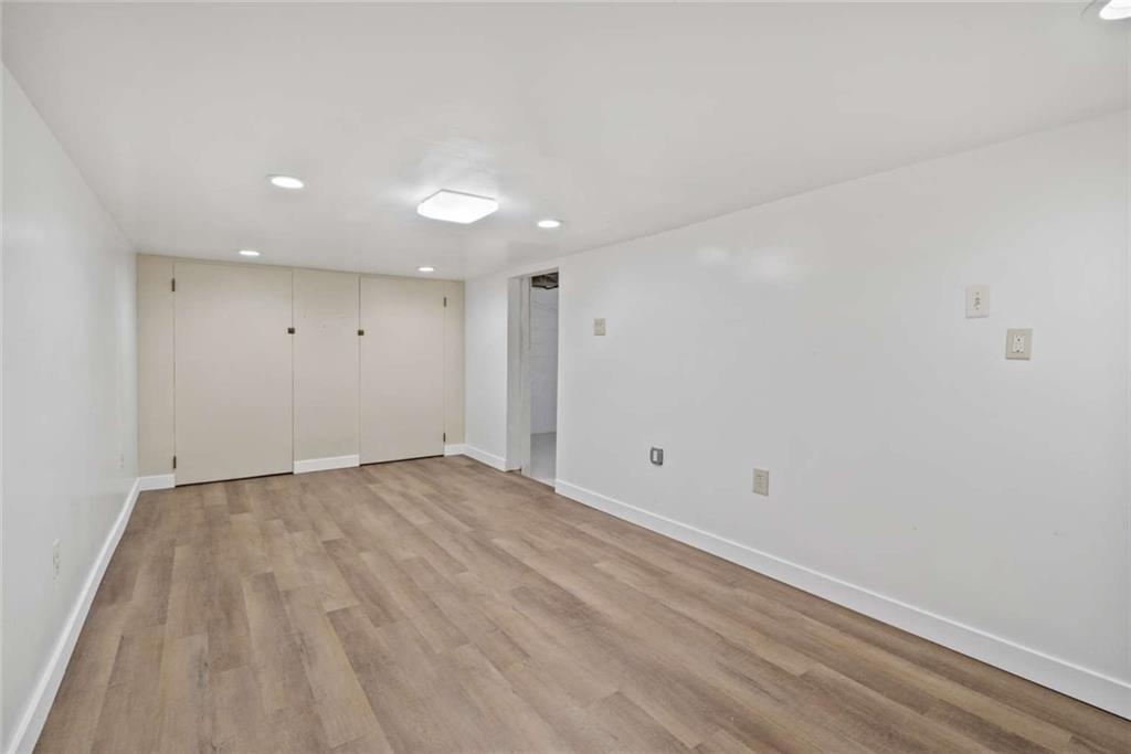 6444 Landview Road Pittsburgh, PA 15217 - Photo 19 of 21 Gallery Image 19