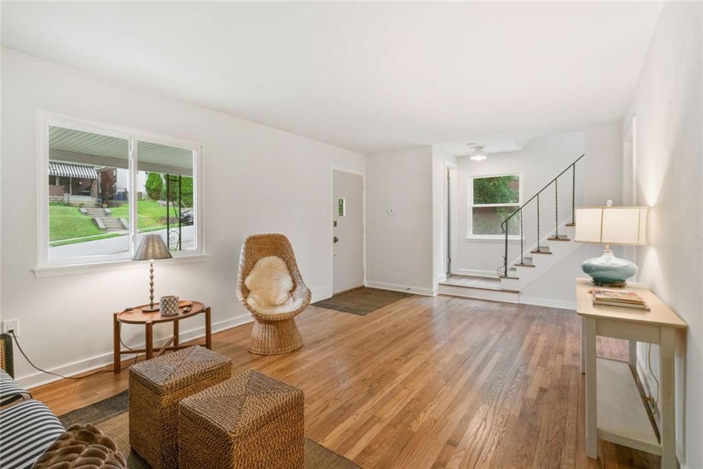 6444 Landview Road Pittsburgh, PA 15217 - Photo 4 of 21 Gallery Image 4