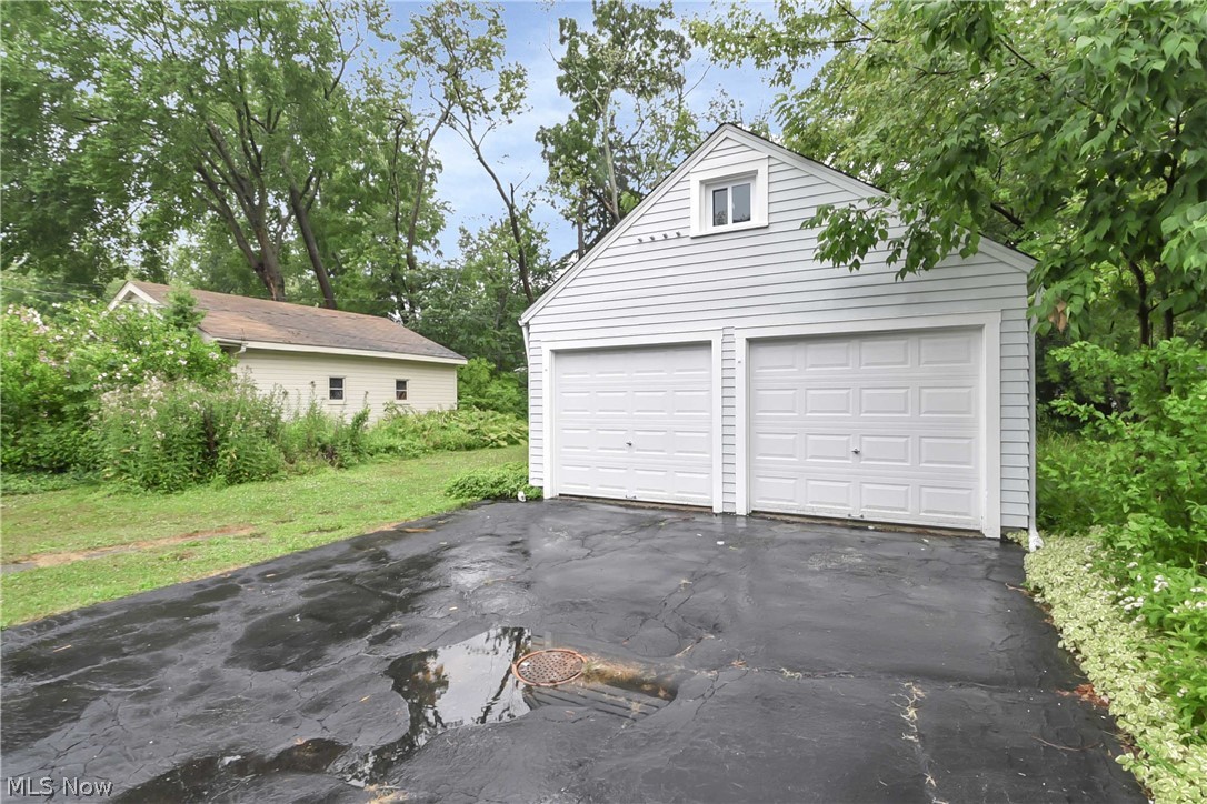 3352 Clarendon Road Cleveland, OH 44118 - Photo 33 of 35 Gallery Image 33