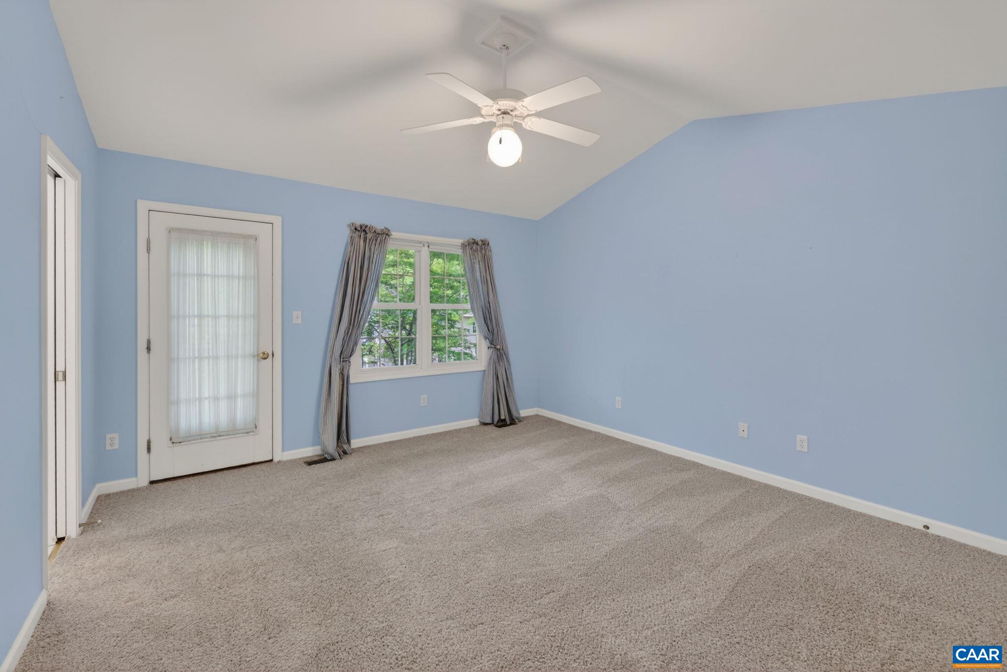 37 Laguna Road Palmyra, VA 22963 - Photo 24 of 44