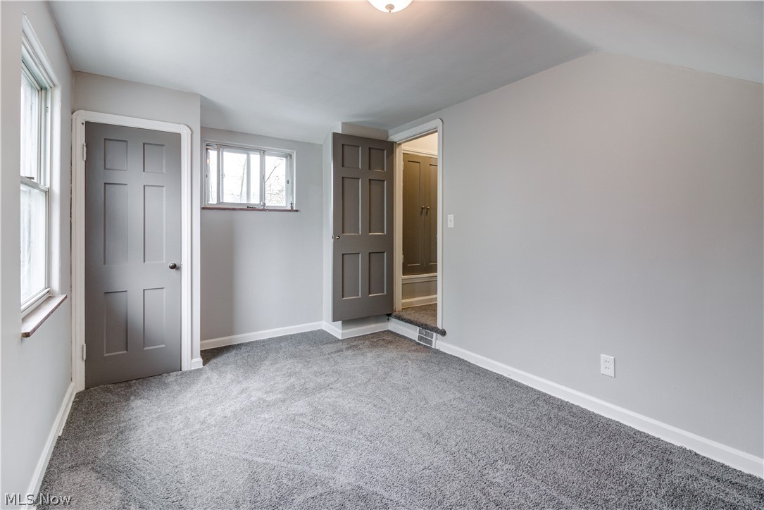 3862 Strandhill Road Cleveland, OH 44128 - Photo 21 of 30 Gallery Image 21