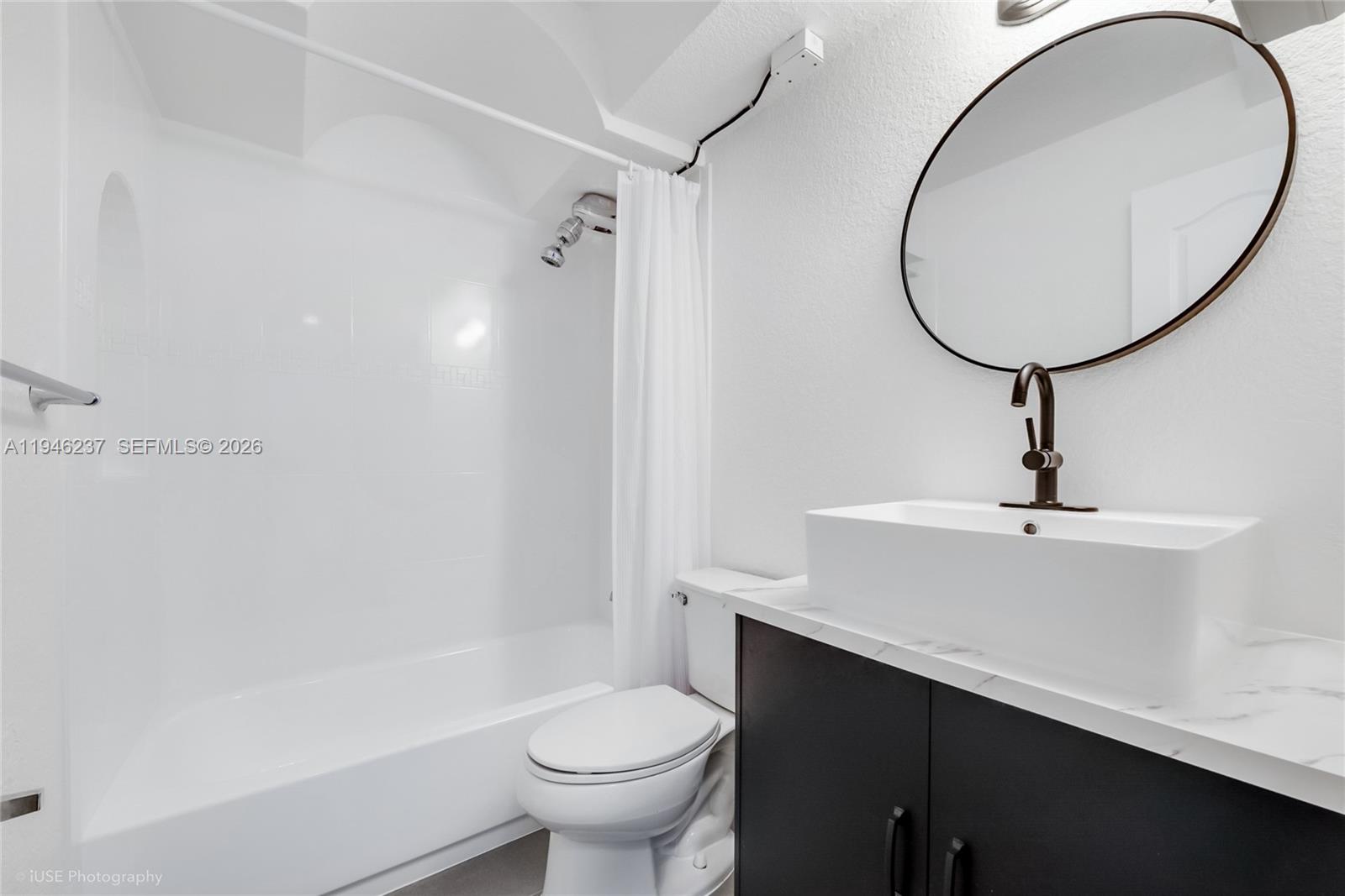 3245 Virginia Street, Unit 26 Miami, FL 33133 - Photo 5 of 8