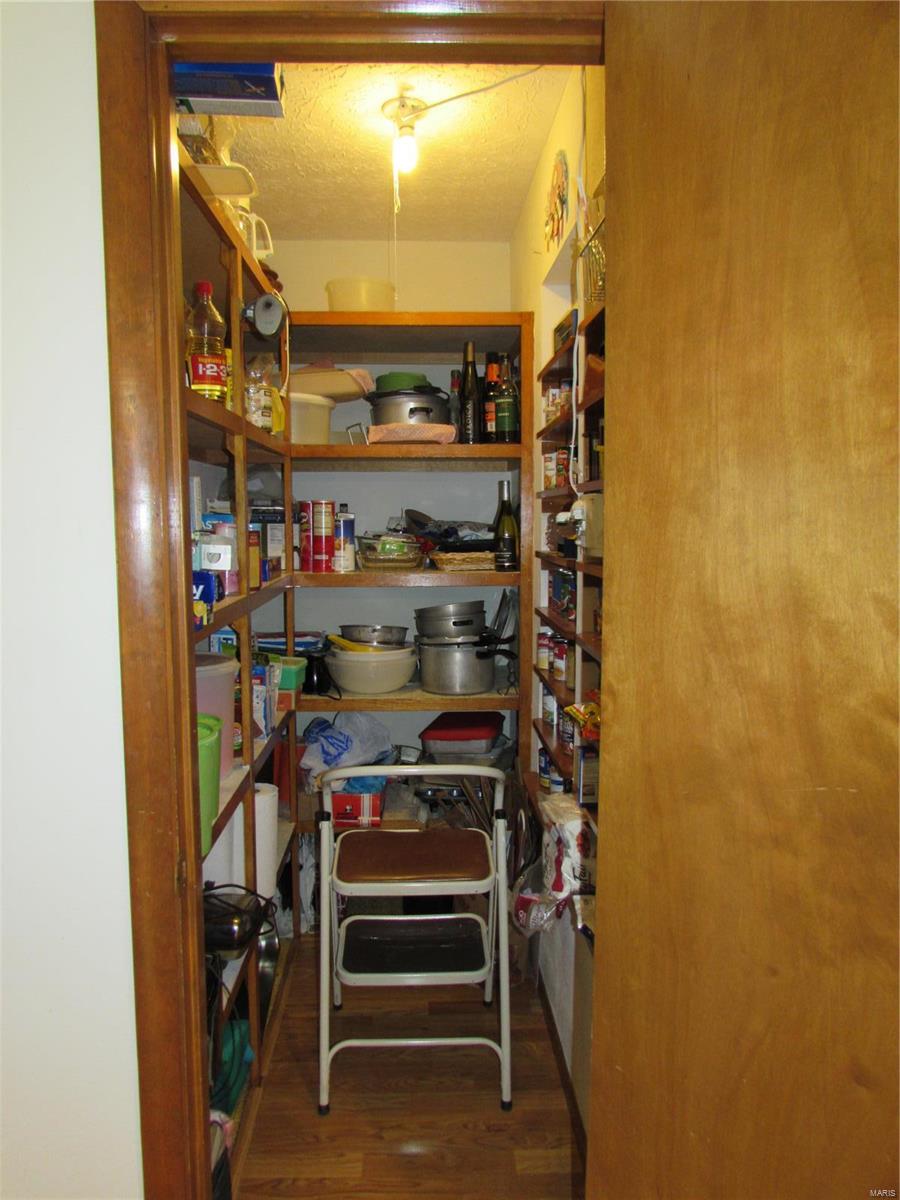 4945 Hazel Road Edwardsville, IL 62025 - Photo 11 of 60