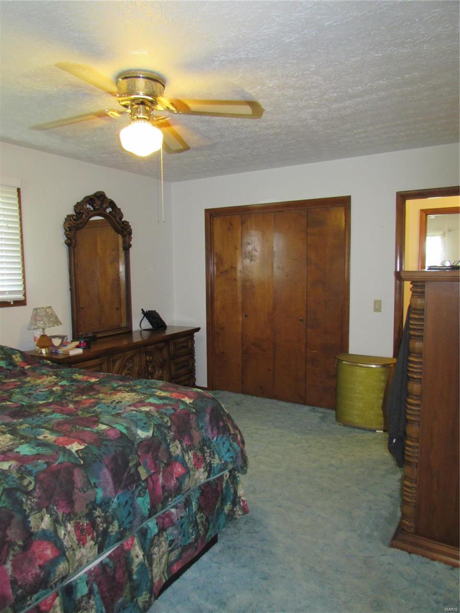 4945 Hazel Road Edwardsville, IL 62025 - Photo 22 of 60