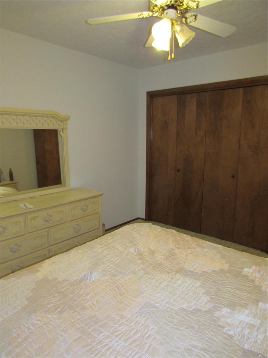4945 Hazel Road Edwardsville, IL 62025 - Photo 29 of 60
