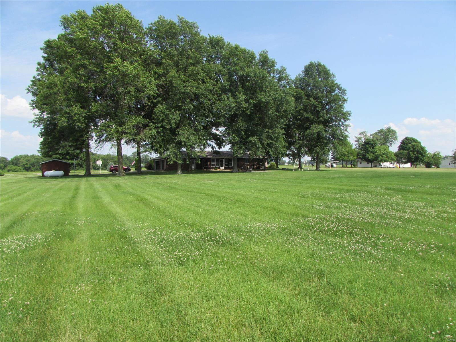 4945 Hazel Road Edwardsville, IL 62025 - Photo 37 of 60