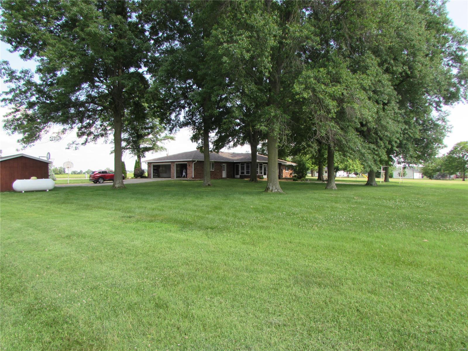 4945 Hazel Road Edwardsville, IL 62025 - Photo 38 of 60